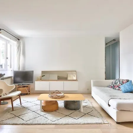 Guestready - Lovely Parisian Apt W/ Terrace *